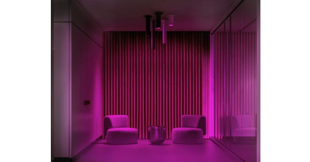 Jan 19, 2026 - Lumenpulse Lumencore Cylinder Opticolor+ Small Pendant