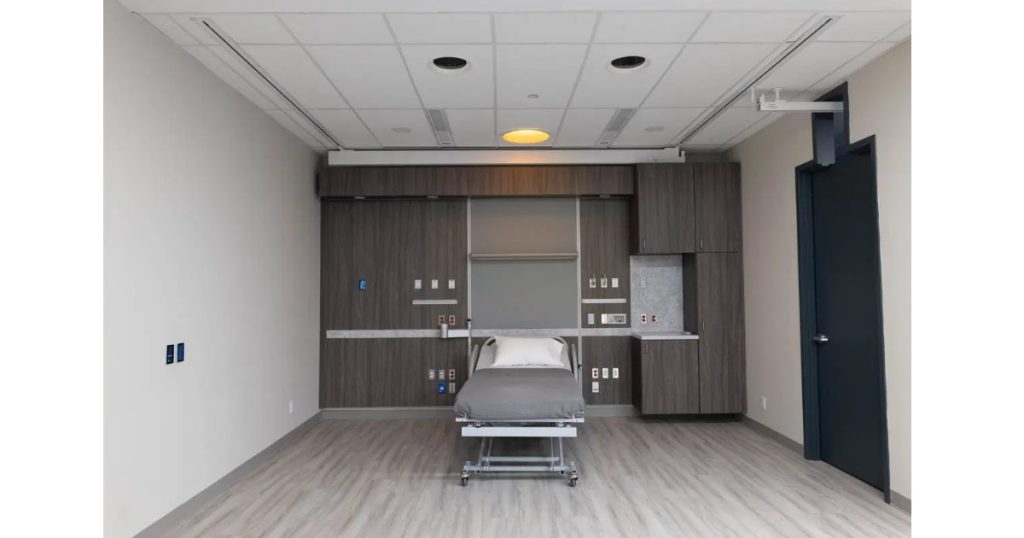 Jan 21, 2026 - Amico Solar Callisto Series 2' x 2' Multifunction Light