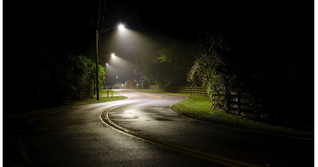 April 8, 2026 - RENO Lighting Aerolux - Adaptive Area Light with Field-Adjustable Distribution 8