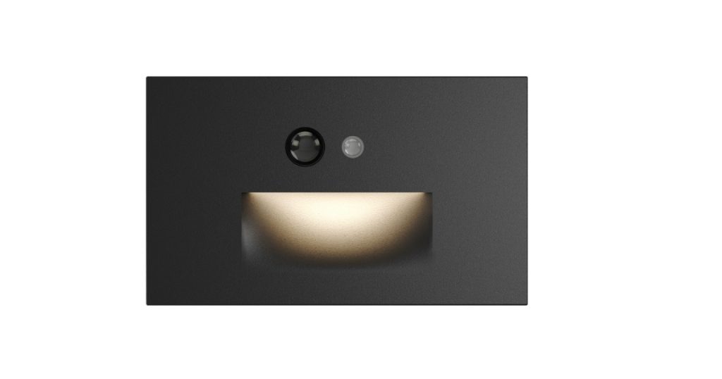 July 10, 2026 - Dals Trace 3″ Step Light - LSTP05M-CC 1