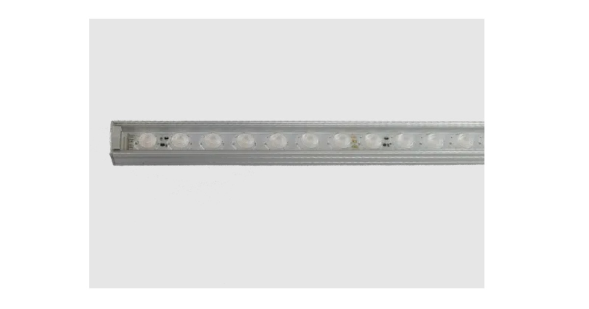 Magic Lite: 4’ Wall Washer Enclosed Fixture